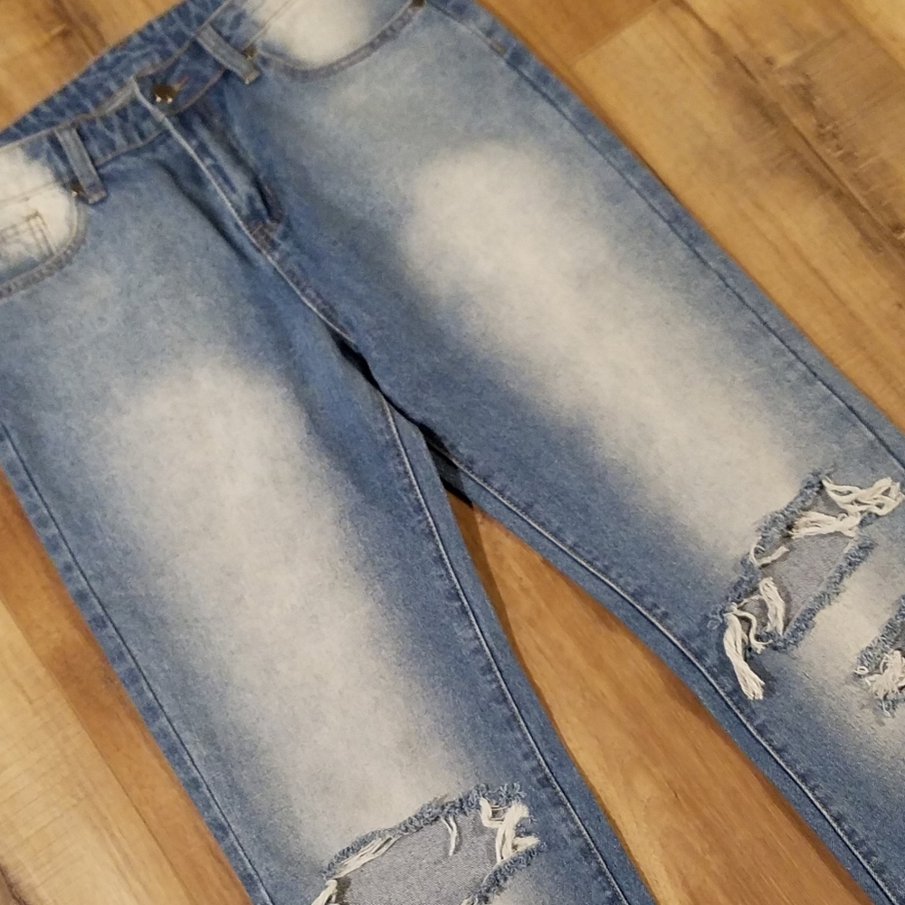 Viegal Distressed Flare Jeans